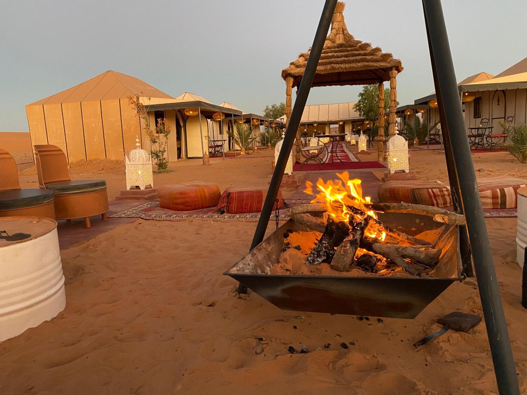 Merzouga Moonlight Desert Camp Bagian luar foto