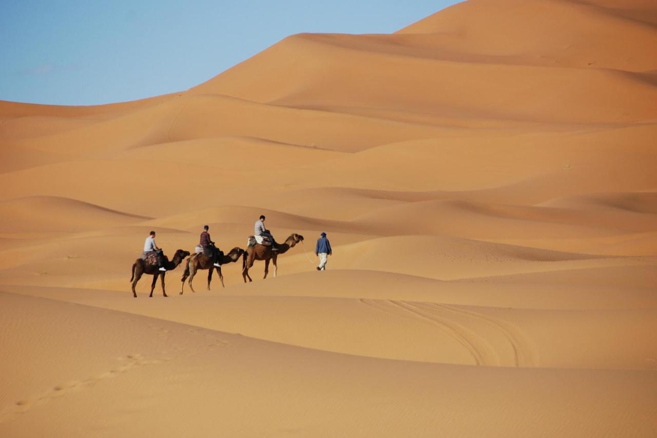 Merzouga Moonlight Desert Camp Bagian luar foto